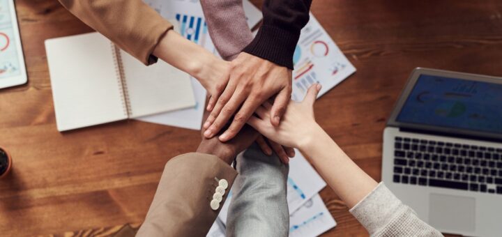 Mindfulness i compassion jako narzędzia niezbędne w nowoczesnym i efektywnym zarządzaniu zespołem – 2 dni Mindfulness i compassion jako narzędzia niezbędne w nowoczesnym i efektywnym zarządzaniu zespołem – 2 dni